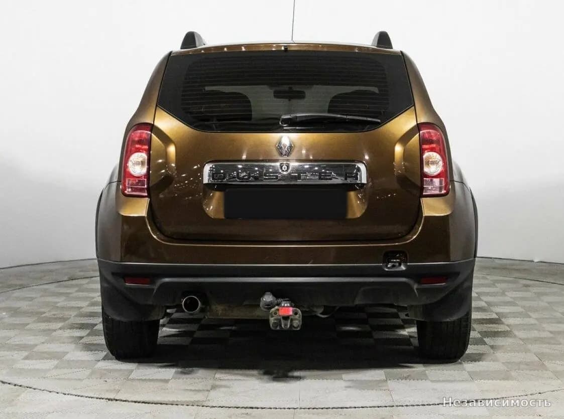 Renault Duster 2014 с пробегом — фото 6