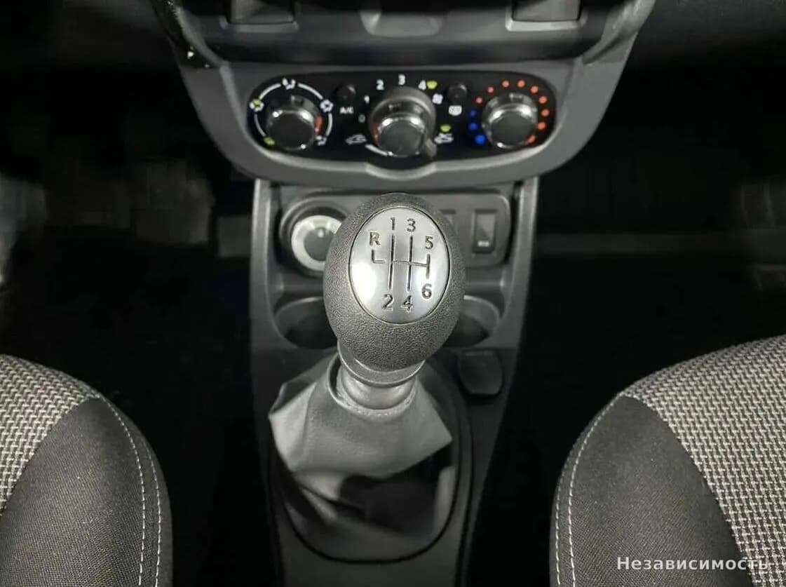 Renault Duster 2018 с пробегом — фото 10
