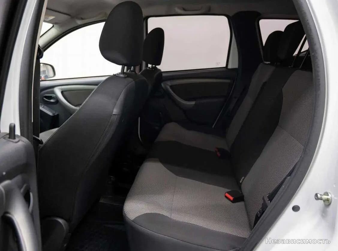 Renault Duster 2017 с пробегом — фото 9
