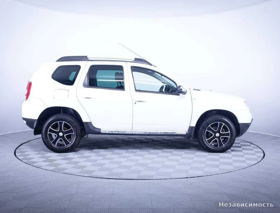 Renault Duster 2013 с пробегом — фото 4