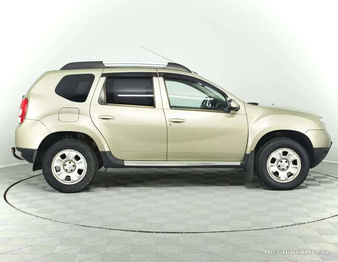 Renault Duster 2012 с пробегом — фото 4