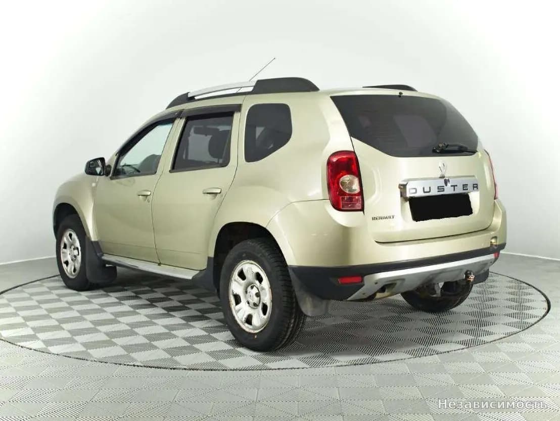 Renault Duster 2012 с пробегом — фото 7