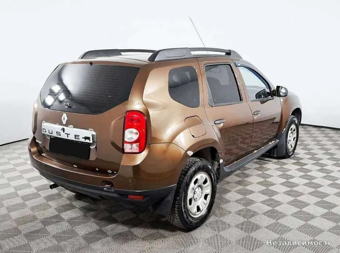 Renault Duster 2012 с пробегом — фото 5