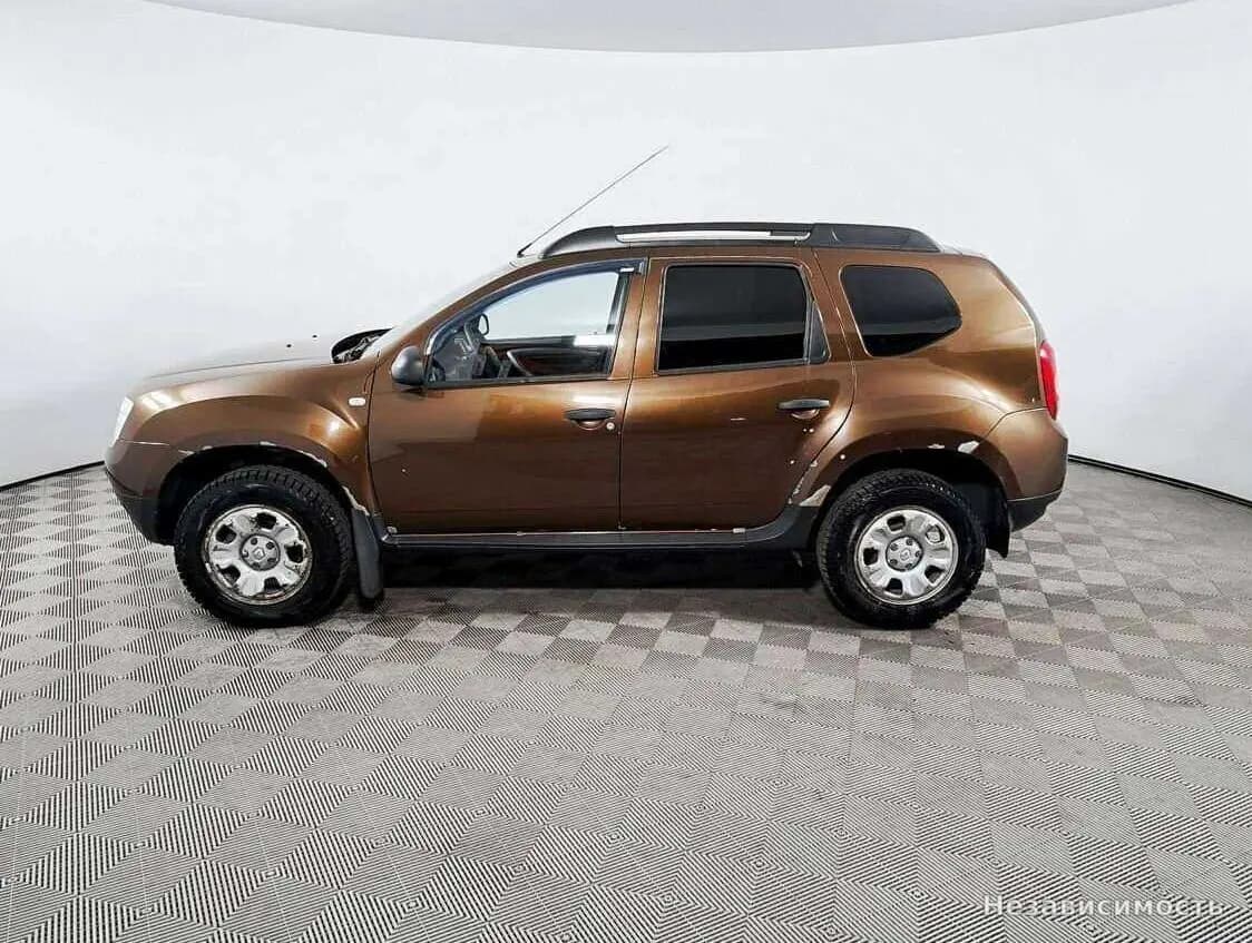 Renault Duster 2012 с пробегом — фото 8