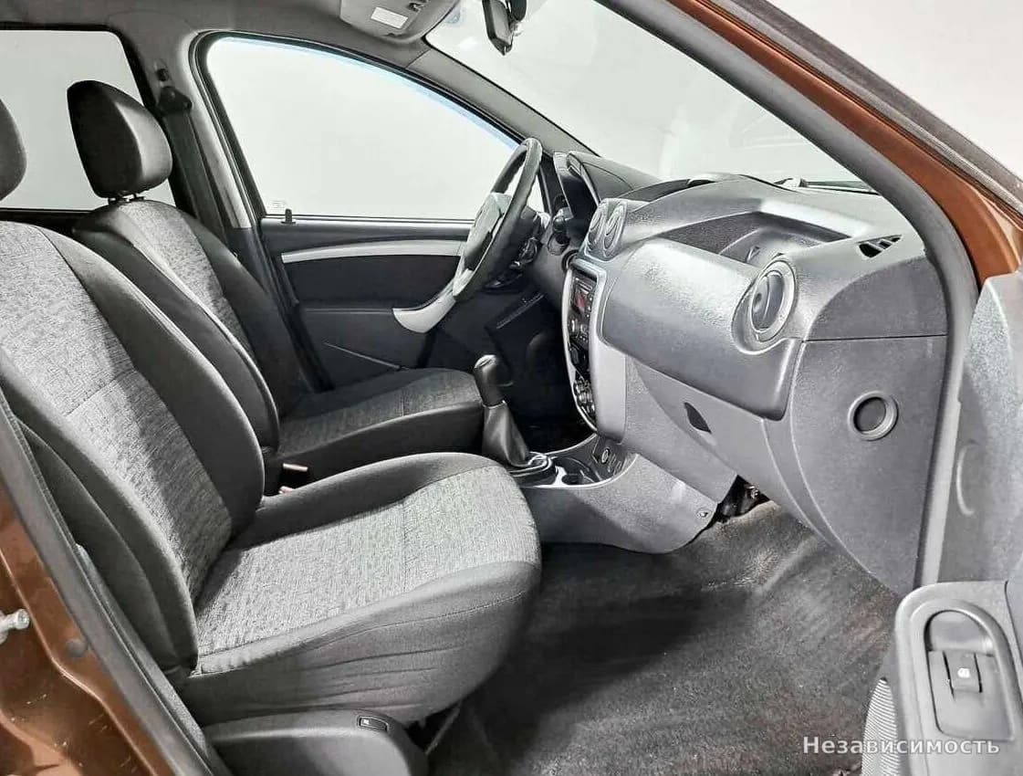 Renault Duster 2012 с пробегом — фото 9