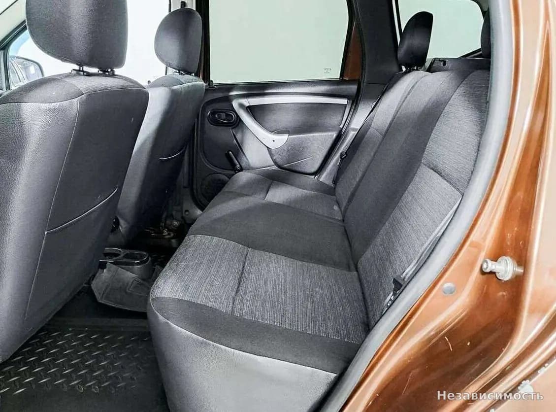 Renault Duster 2012 с пробегом — фото 10