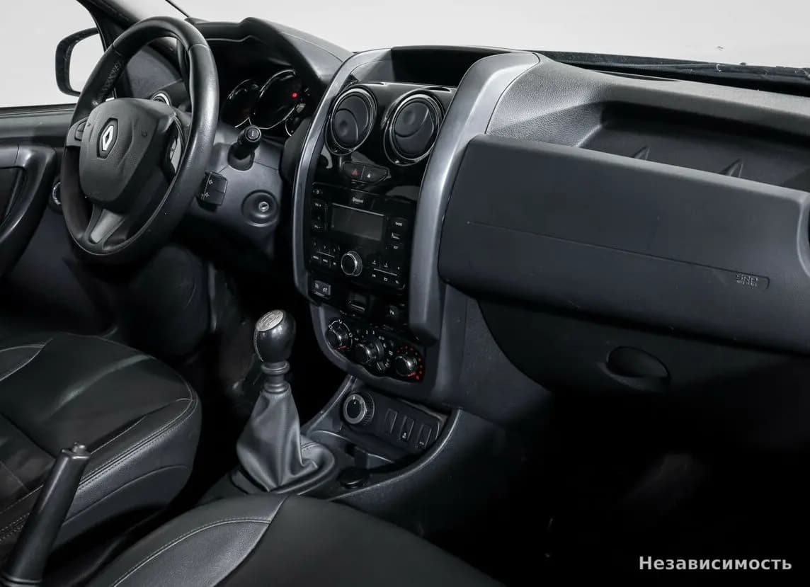 Renault Duster 2017 с пробегом — фото 7