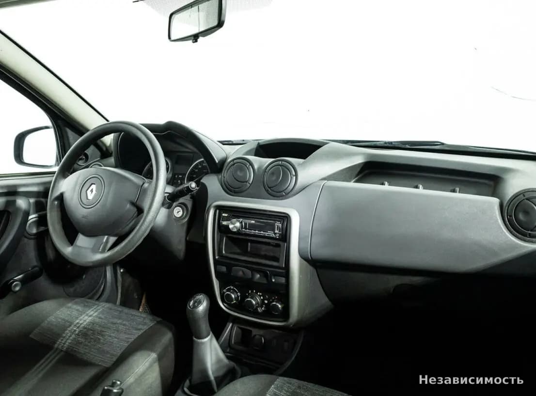 Renault Duster 2014 с пробегом — фото 7