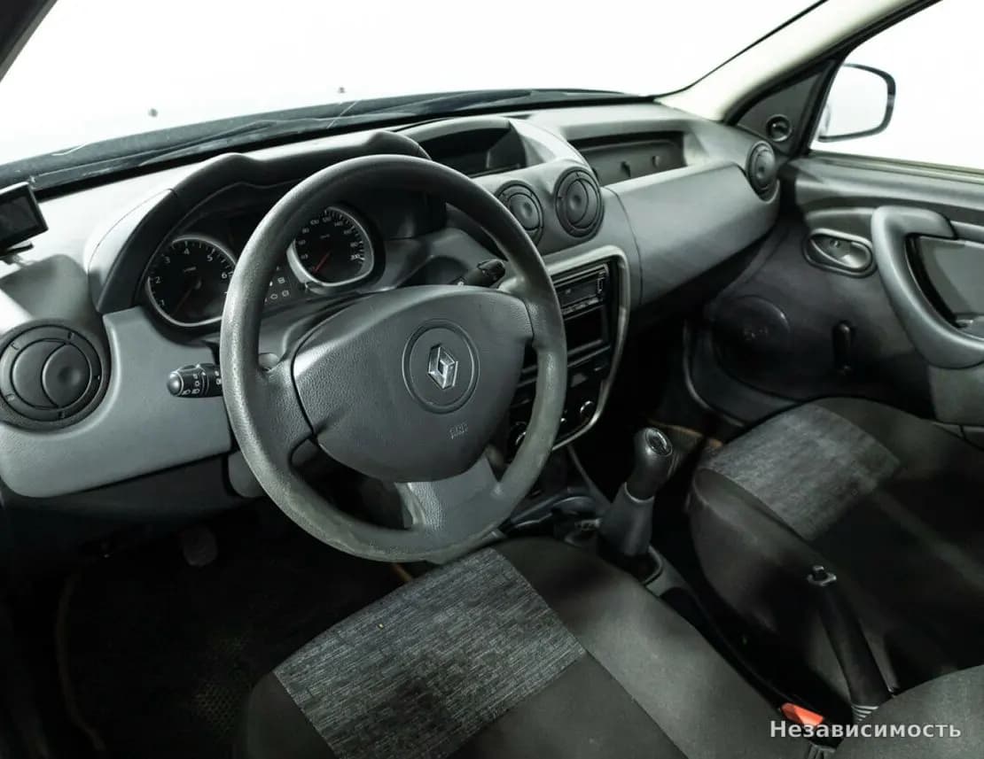 Renault Duster 2014 с пробегом — фото 9