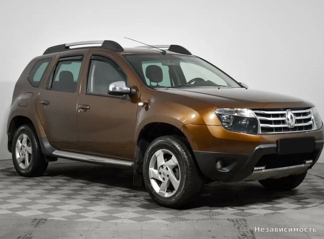 Renault Duster 2012 с пробегом — фото 3