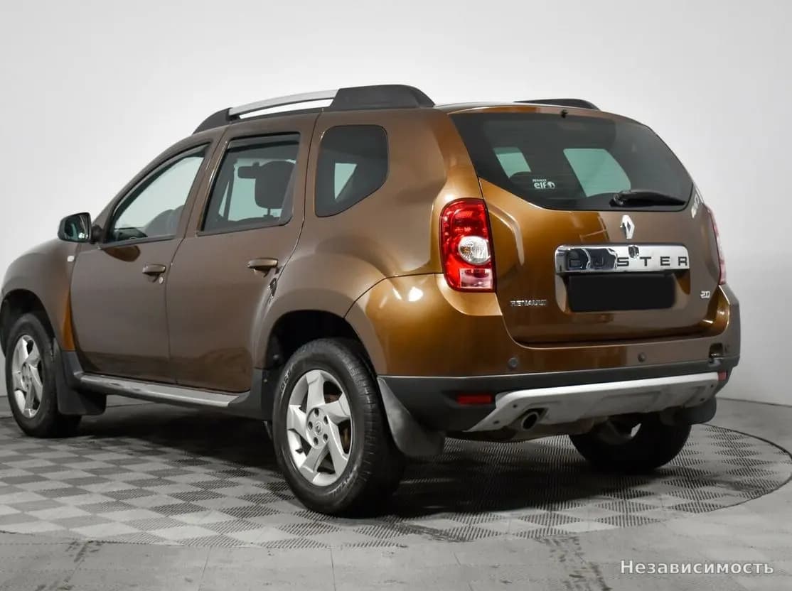 Renault Duster 2012 с пробегом — фото 7