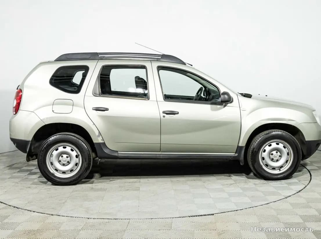 Renault Duster 2014 с пробегом — фото 4