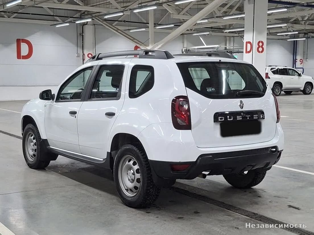 Renault Duster 2019 с пробегом — фото 7
