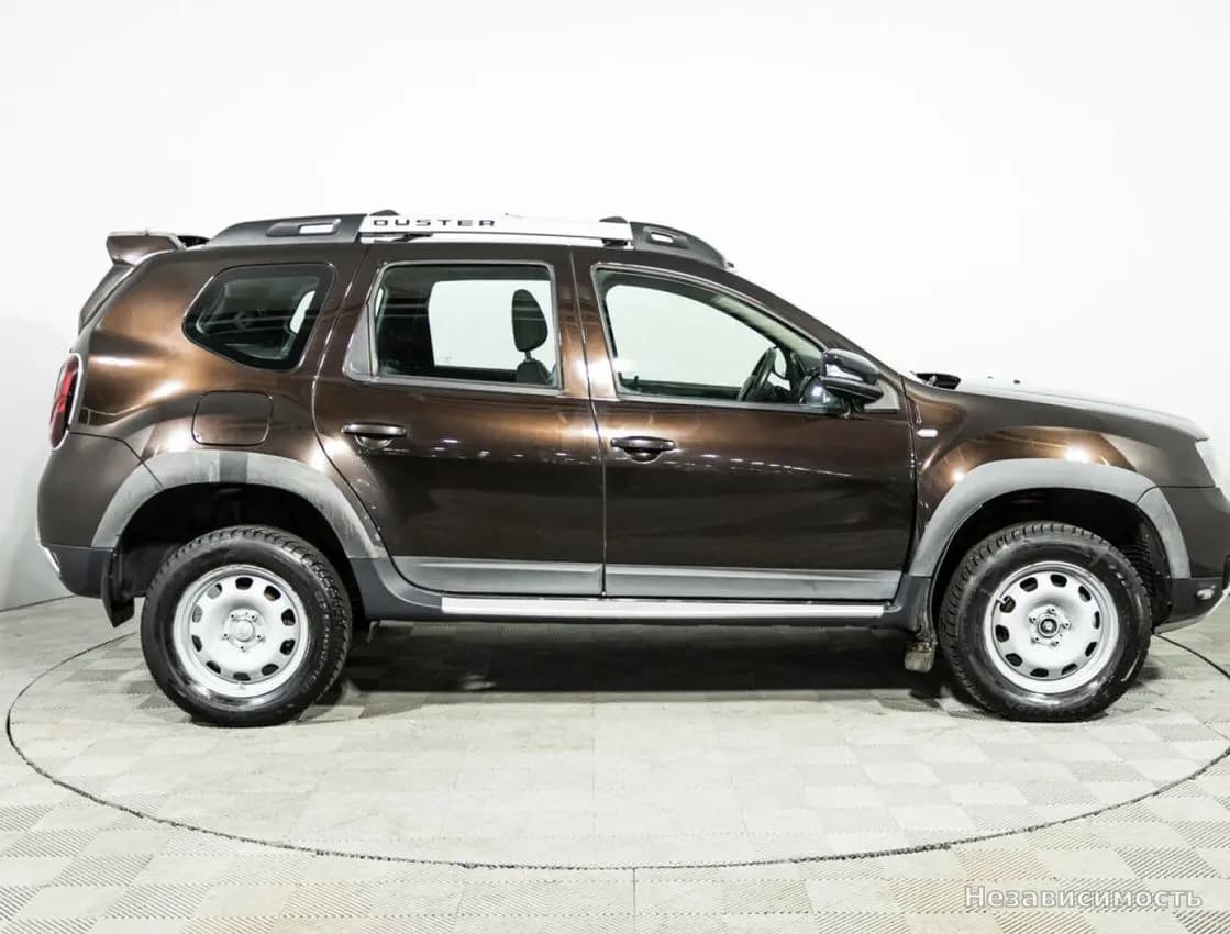 Renault Duster 2015 с пробегом — фото 4