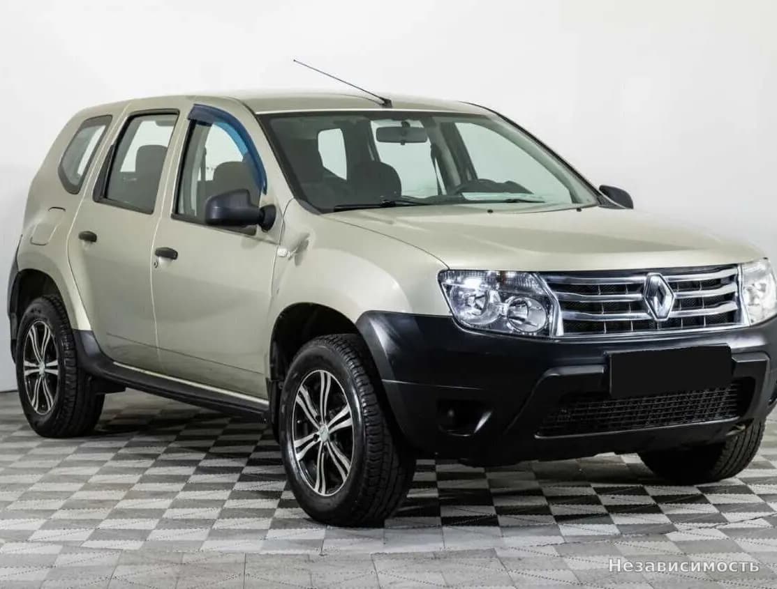 Renault Duster 2012 с пробегом — фото 3