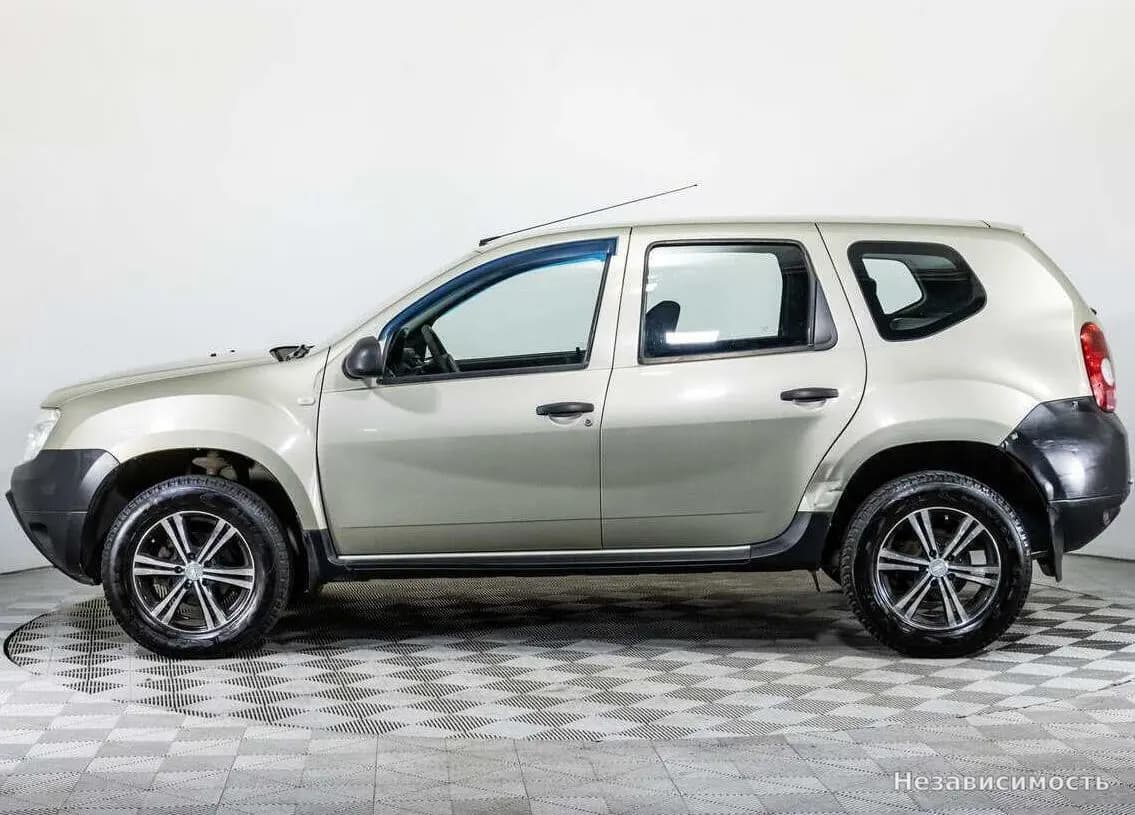 Renault Duster 2012 с пробегом — фото 8