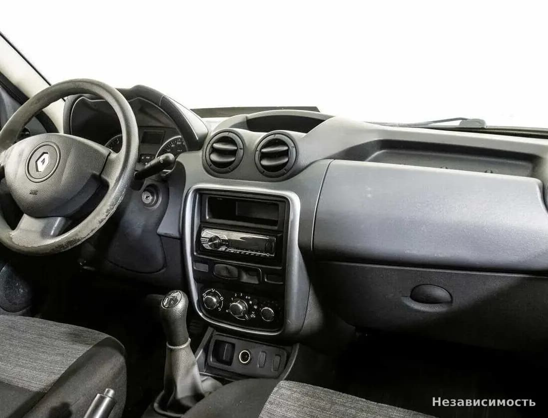 Renault Duster 2012 с пробегом — фото 9