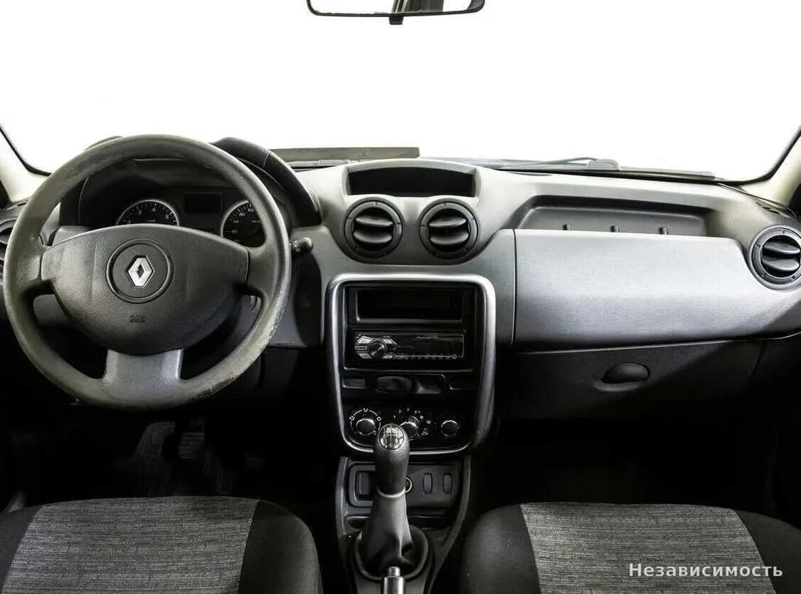 Renault Duster 2012 с пробегом — фото 10