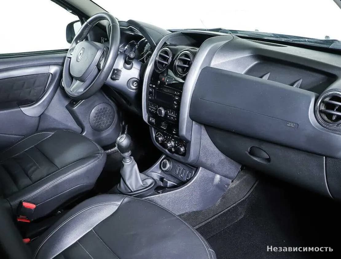 Renault Duster 2016 с пробегом — фото 8