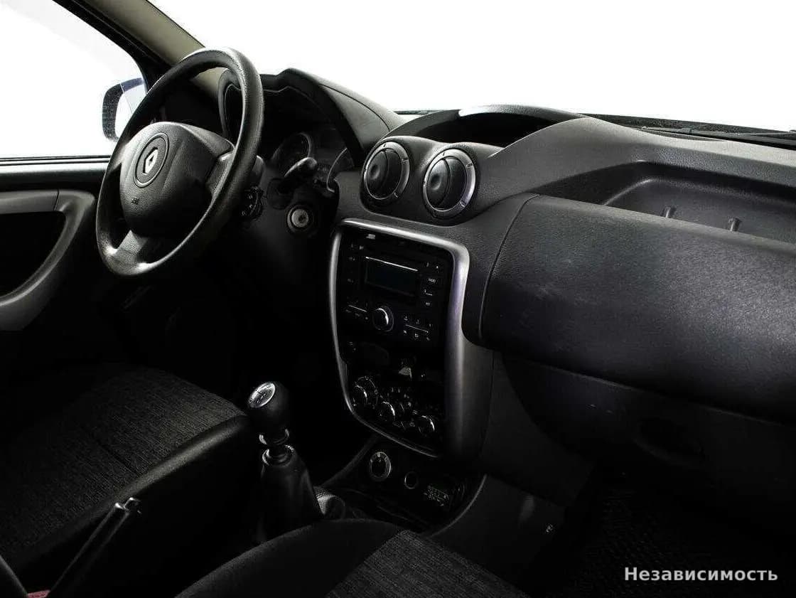 Renault Duster 2012 с пробегом — фото 9