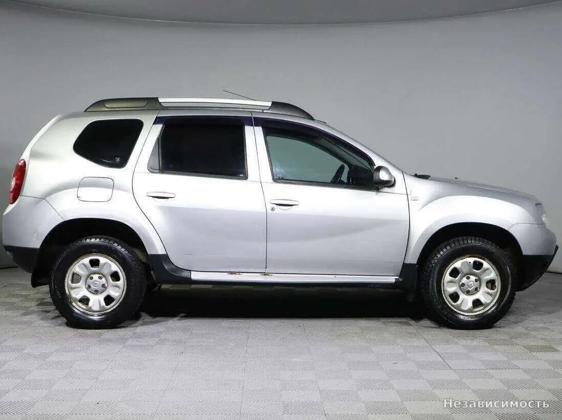Renault Duster 2012 с пробегом — фото 4