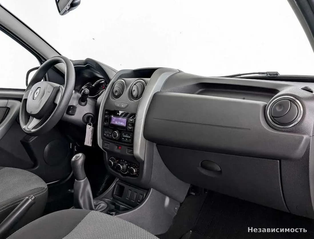 Renault Duster 2018 с пробегом — фото 9