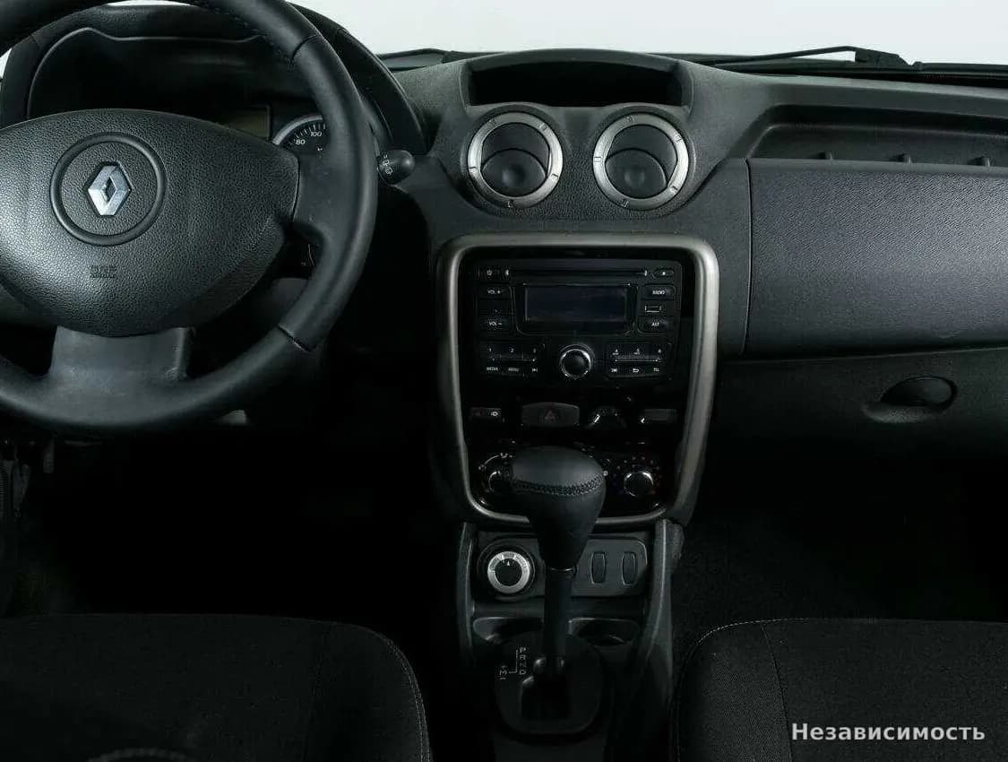 Renault Duster 2014 с пробегом — фото 10