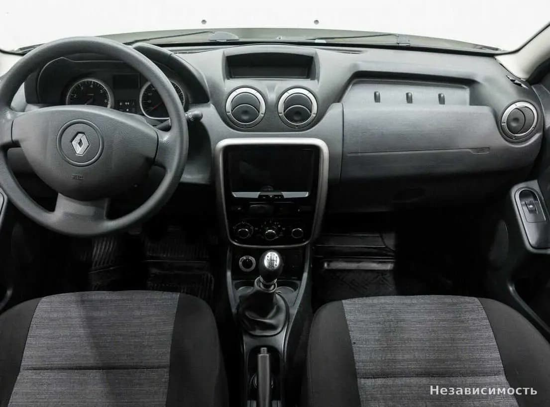 Renault Duster 2014 с пробегом — фото 10