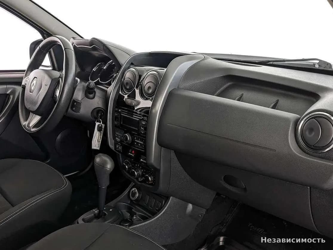 Renault Duster 2016 с пробегом — фото 8