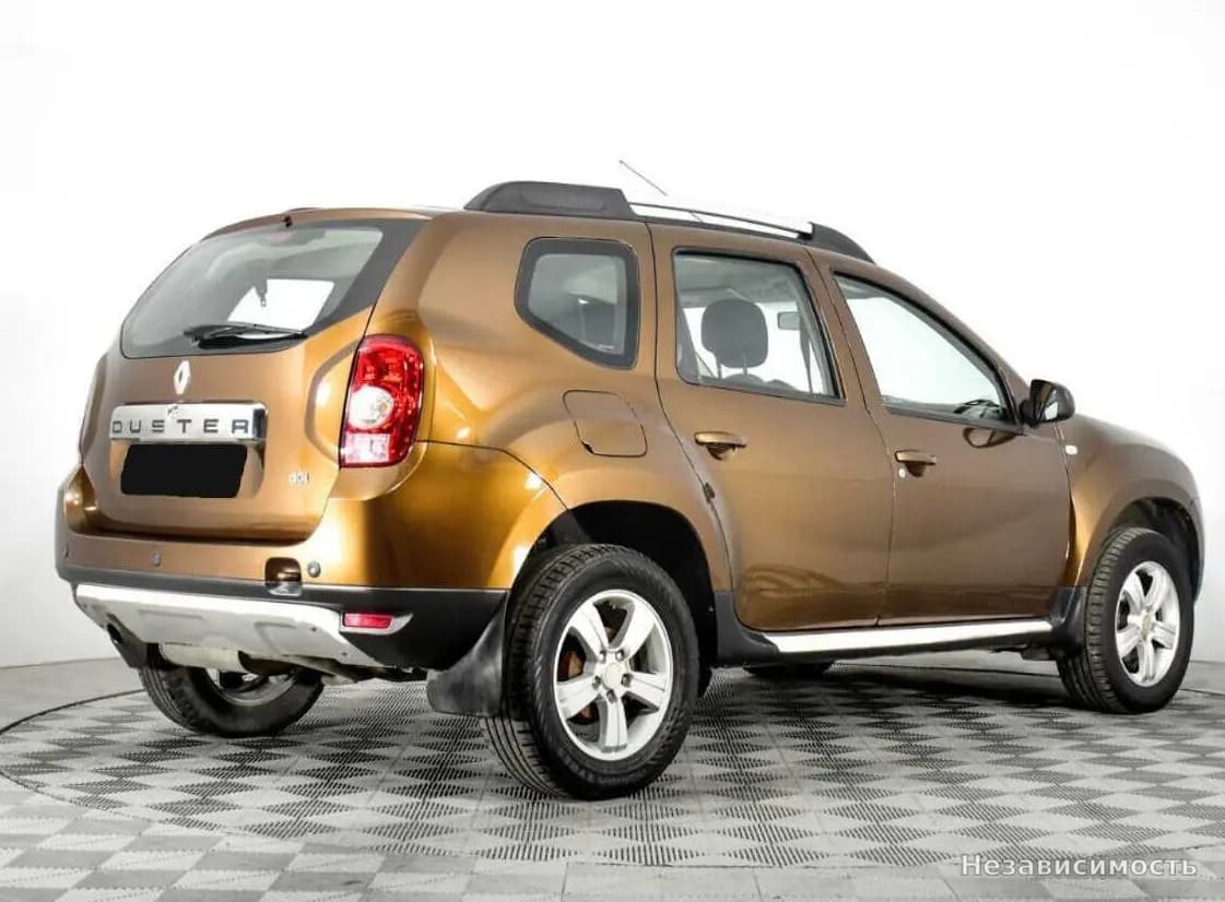 Renault Duster 2014 с пробегом — фото 4