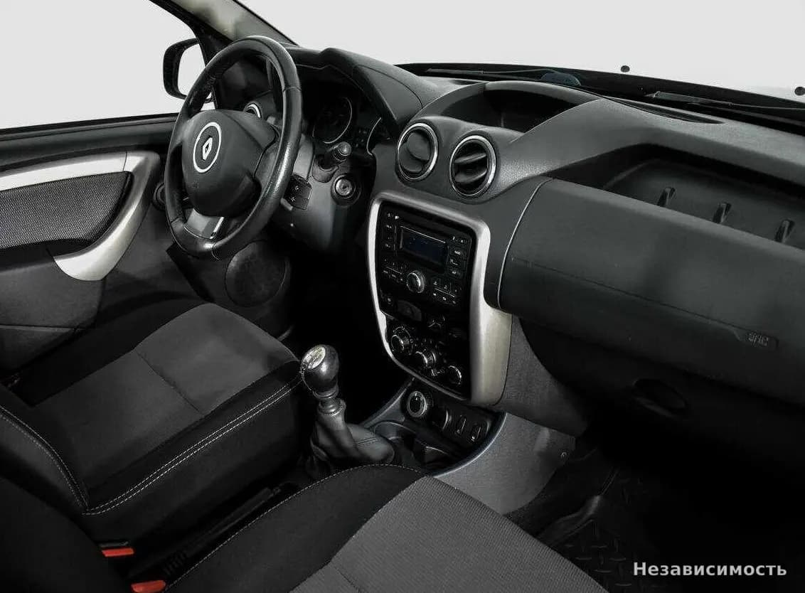 Renault Duster 2014 с пробегом — фото 9