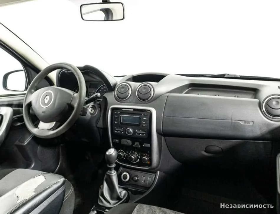 Renault Duster 2013 с пробегом — фото 9