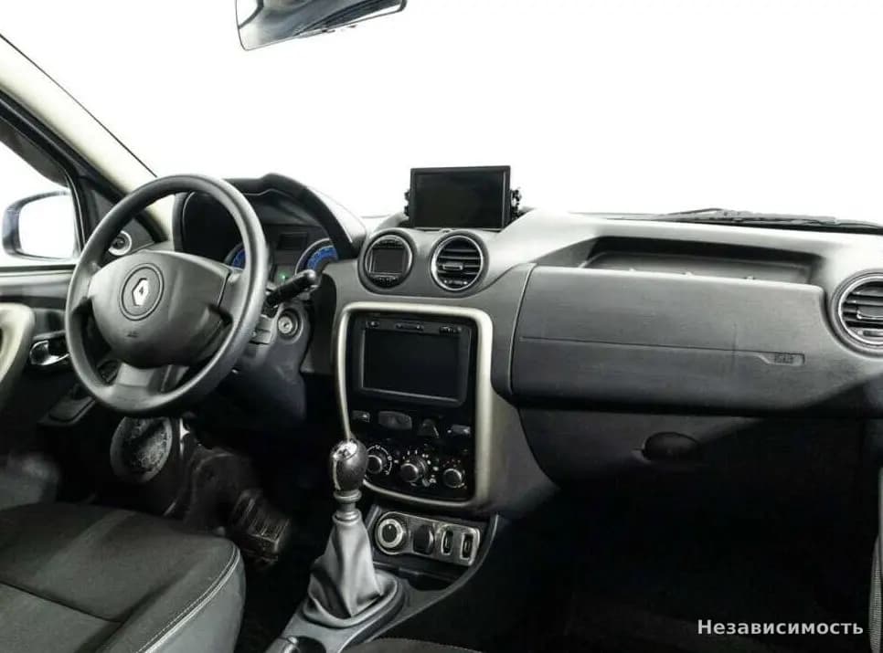 Renault Duster 2014 с пробегом — фото 9
