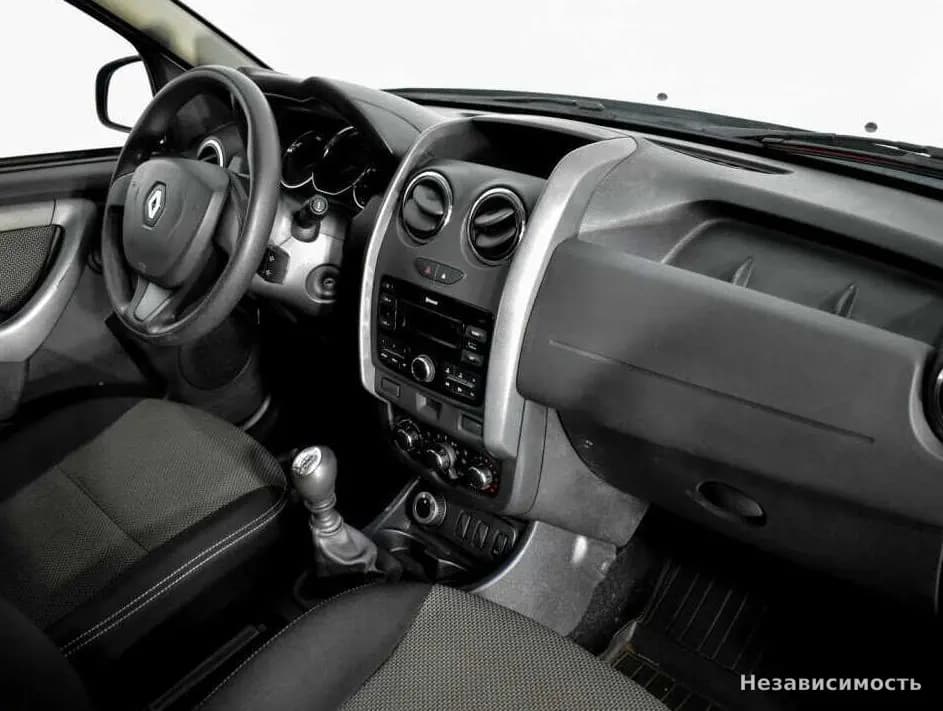 Renault Duster 2019 с пробегом — фото 10
