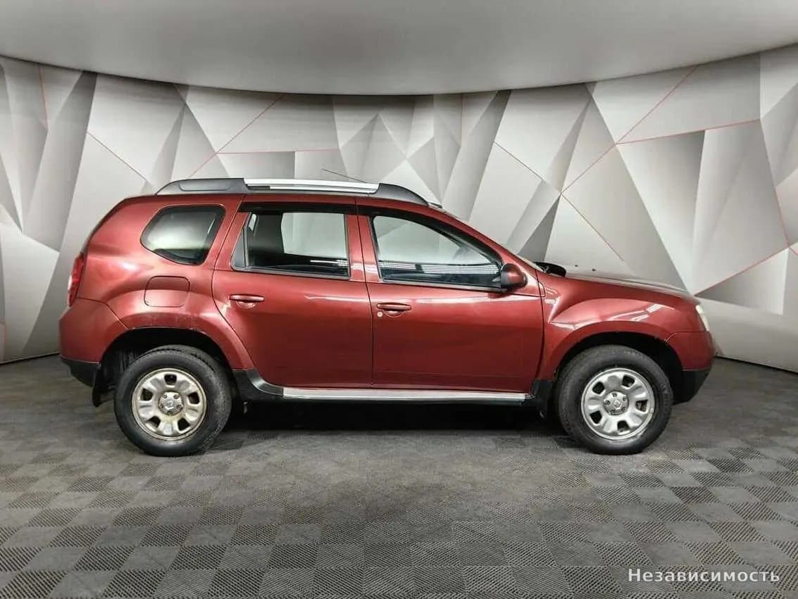 Renault Duster 2013 с пробегом — фото 6