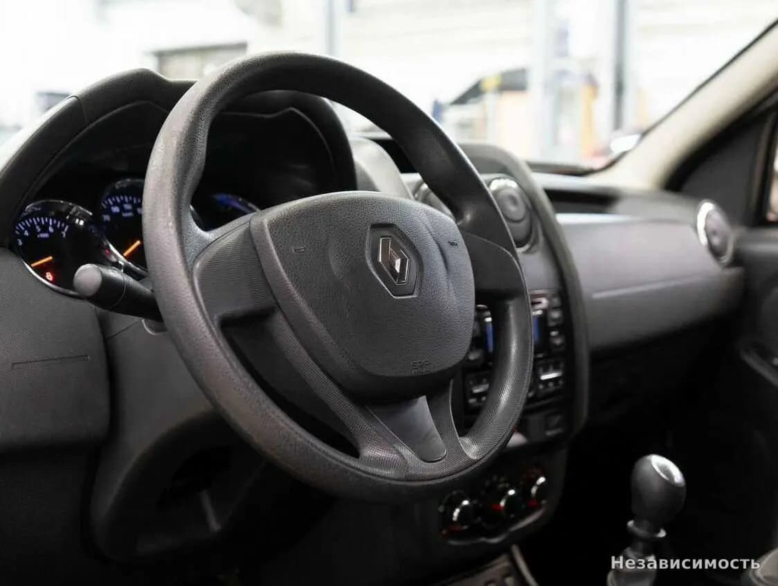 Renault Duster 2015 с пробегом — фото 5
