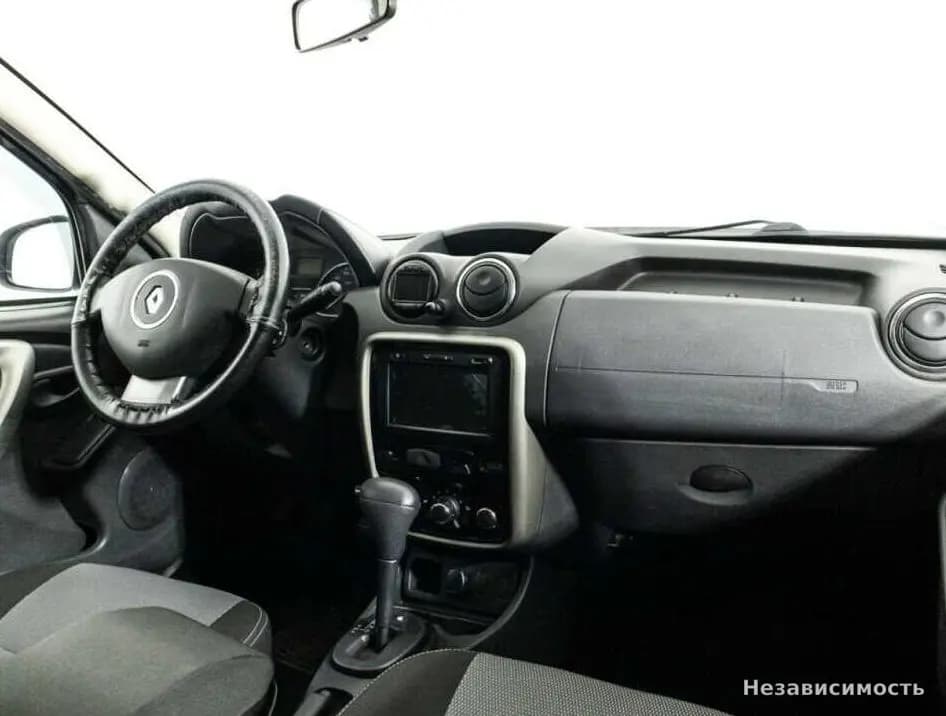 Renault Duster 2015 с пробегом — фото 9