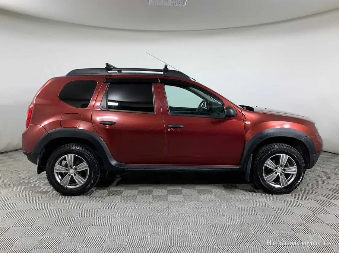 Renault Duster 2012 с пробегом — фото 4