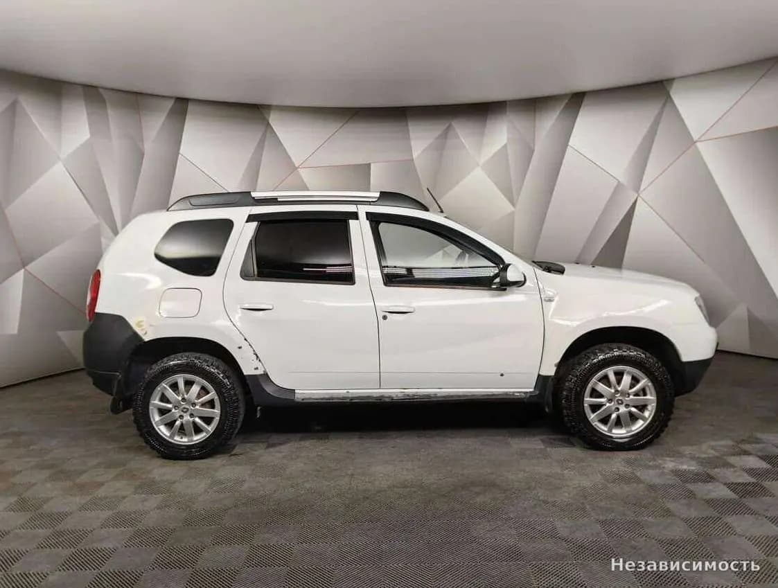 Renault Duster 2012 с пробегом — фото 6