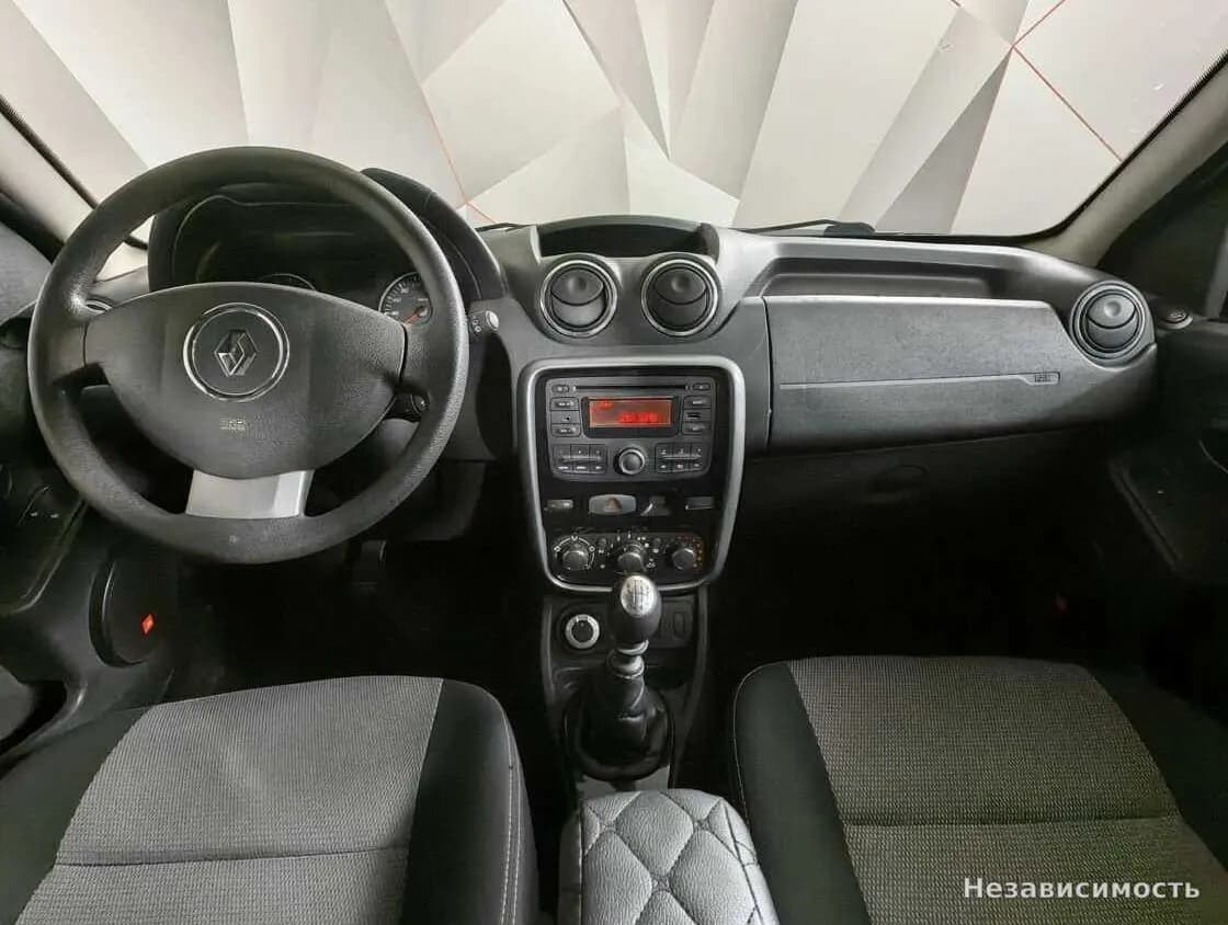 Renault Duster 2012 с пробегом — фото 10