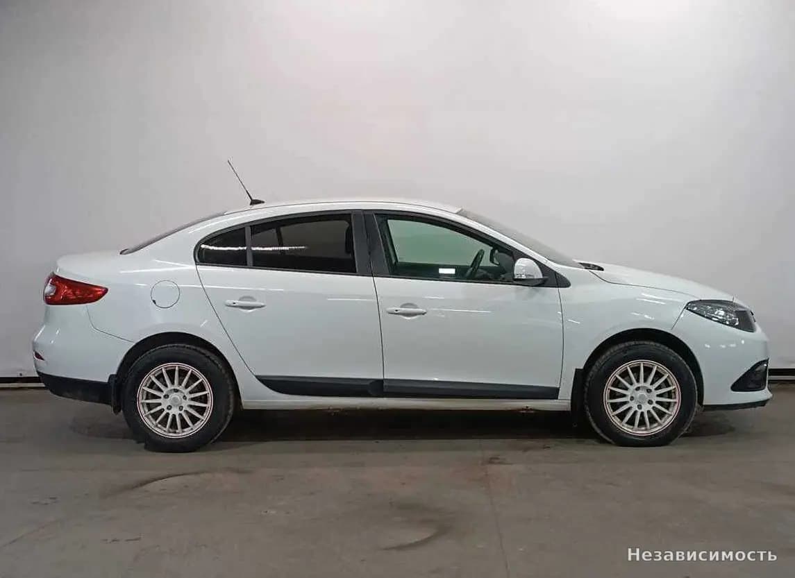 Renault Fluence 2016 с пробегом — фото 4
