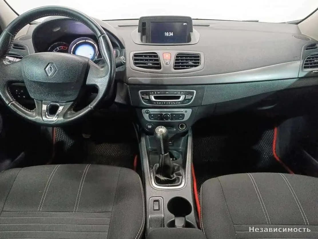 Renault Fluence 2016 с пробегом — фото 9