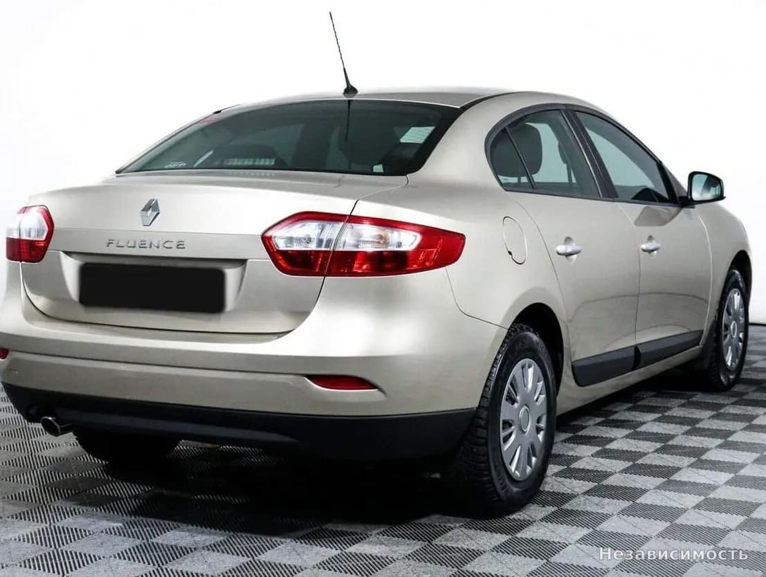 Renault Fluence 2012 с пробегом — фото 4