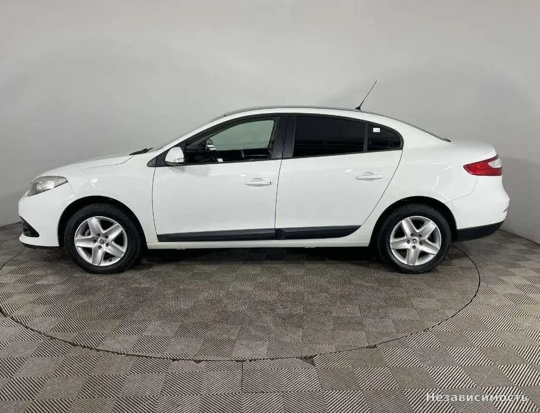 Renault Fluence 2015 с пробегом — фото 5