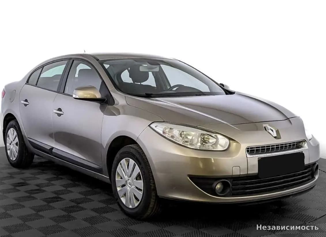 Renault Fluence 2012 с пробегом — фото 3