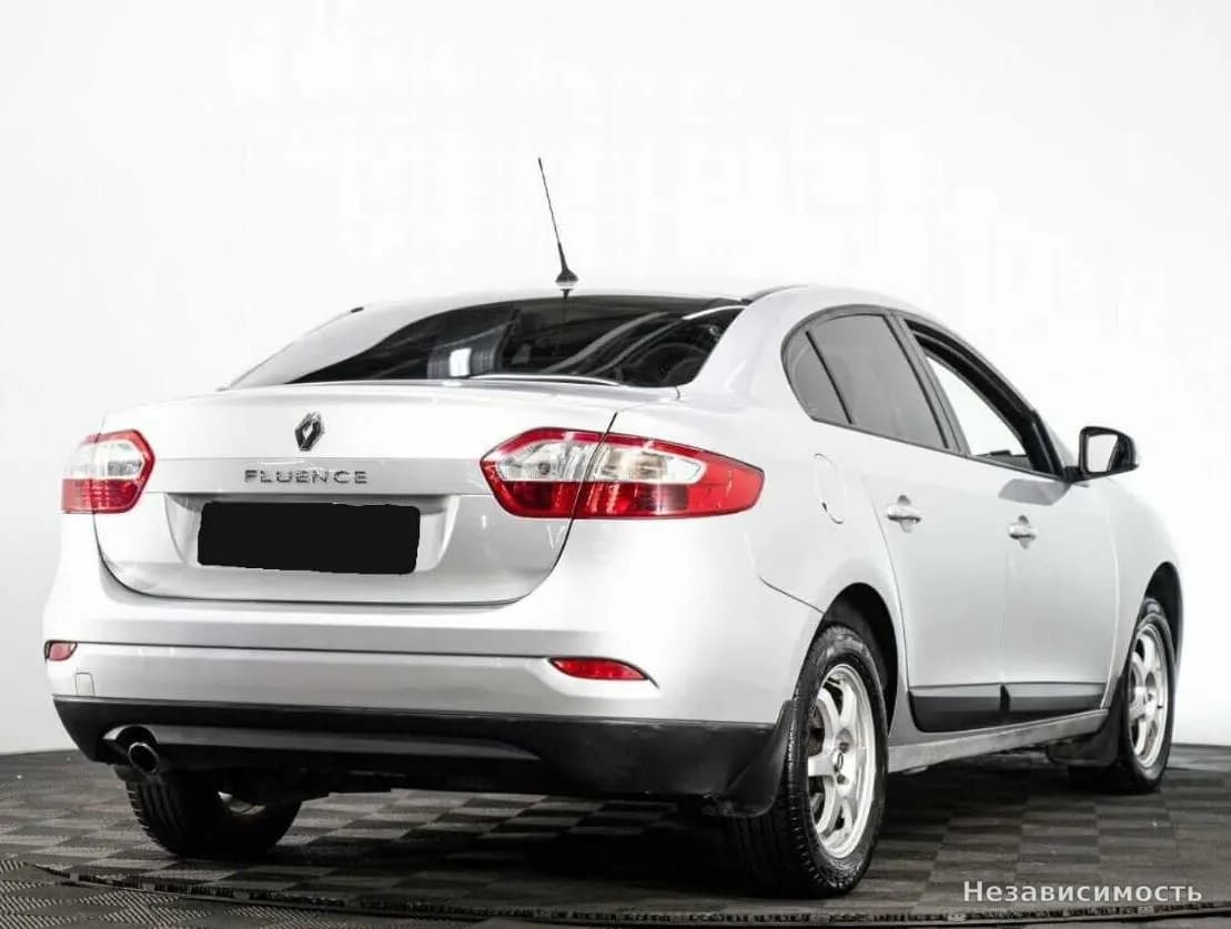 Renault Fluence 2013 с пробегом — фото 4