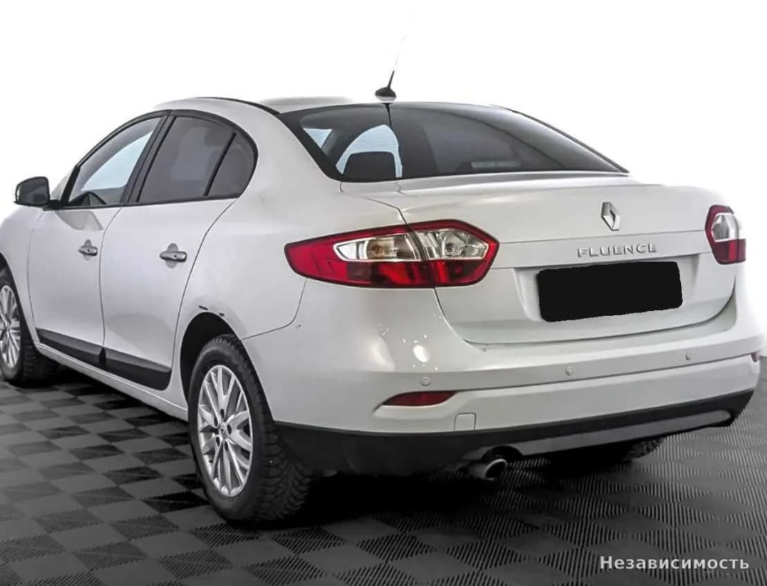 Renault Fluence 2013 с пробегом — фото 7