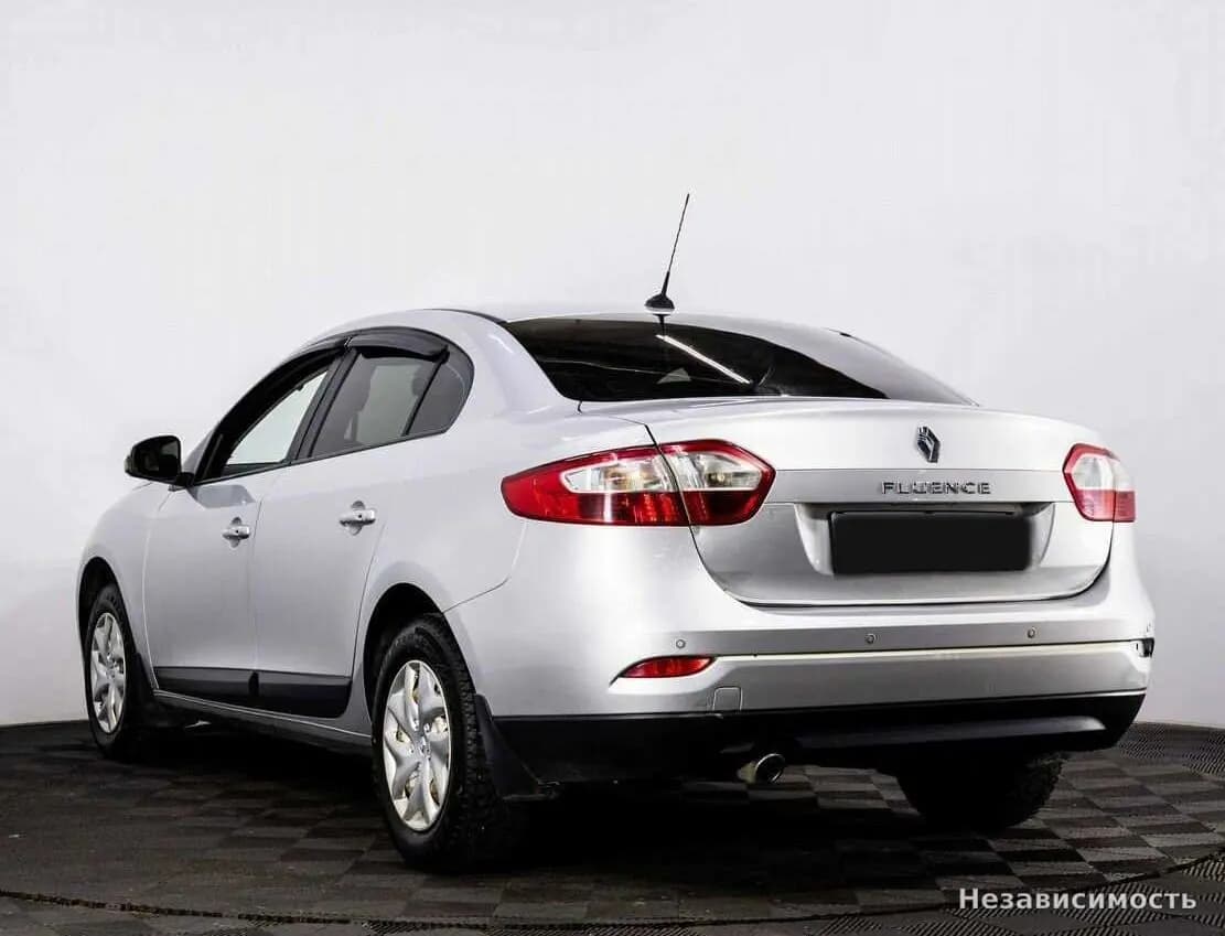 Renault Fluence 2013 с пробегом — фото 4