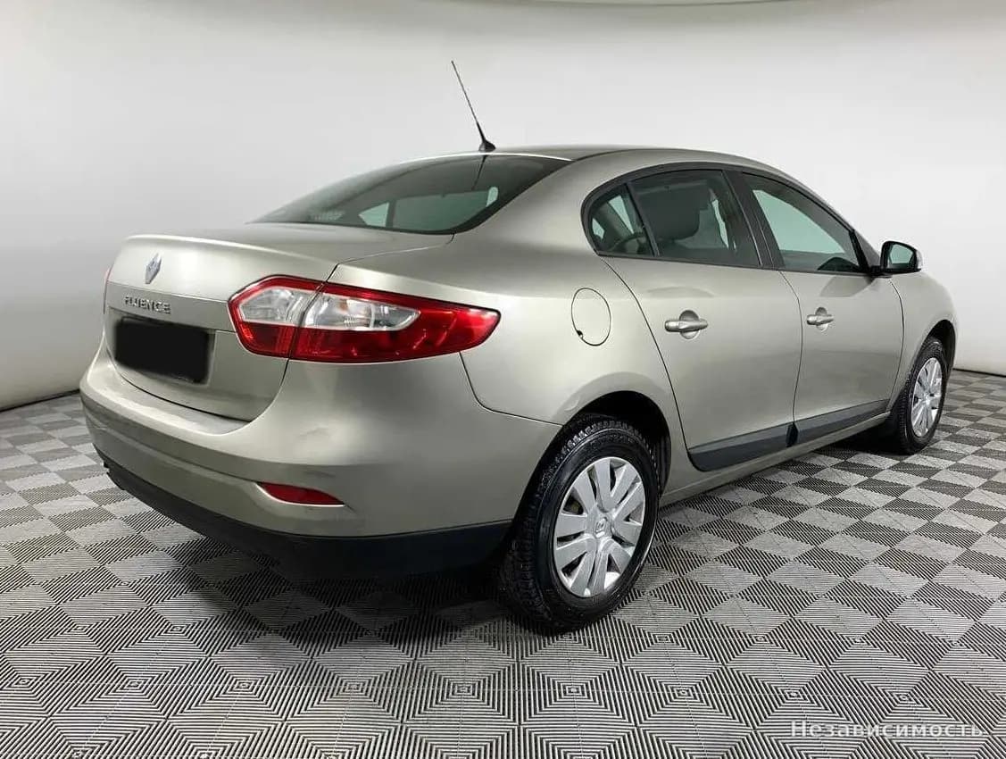 Renault Fluence 2013 с пробегом — фото 5