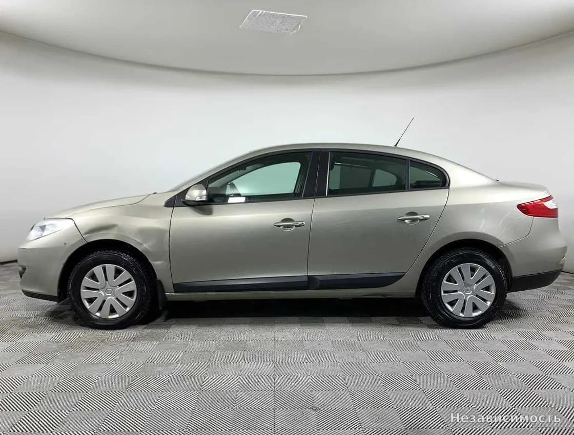 Renault Fluence 2013 с пробегом — фото 8